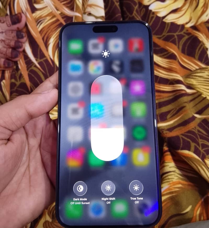 Apple iPhone 15 Pro Max 2