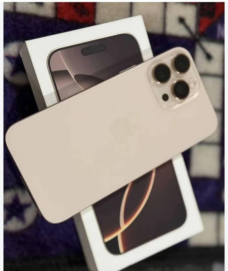 Apple iPhone 16 Pro Max 2
