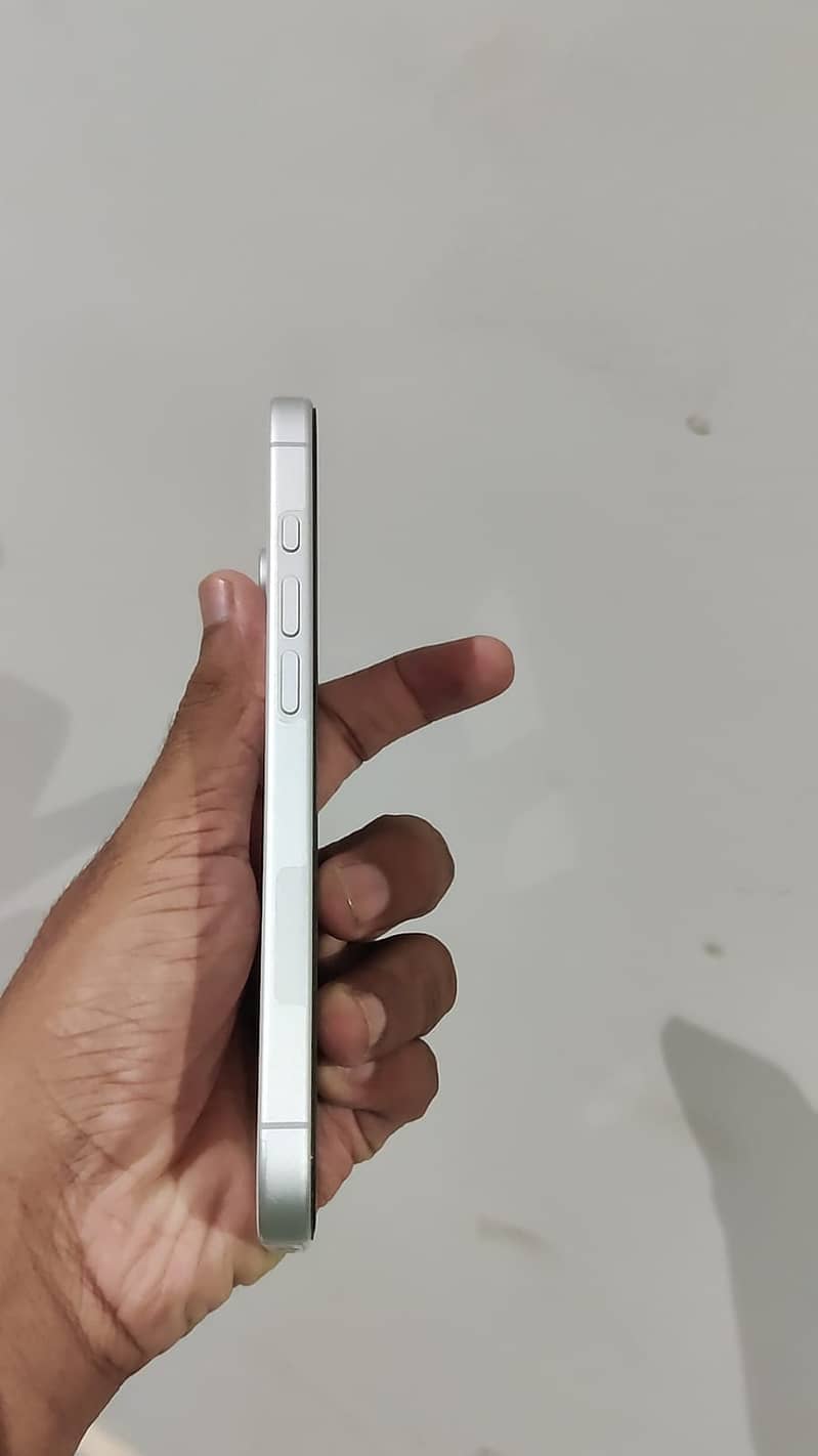 Apple iPhone 17 1