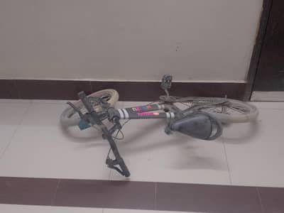 Child cycle -Urgent Sale