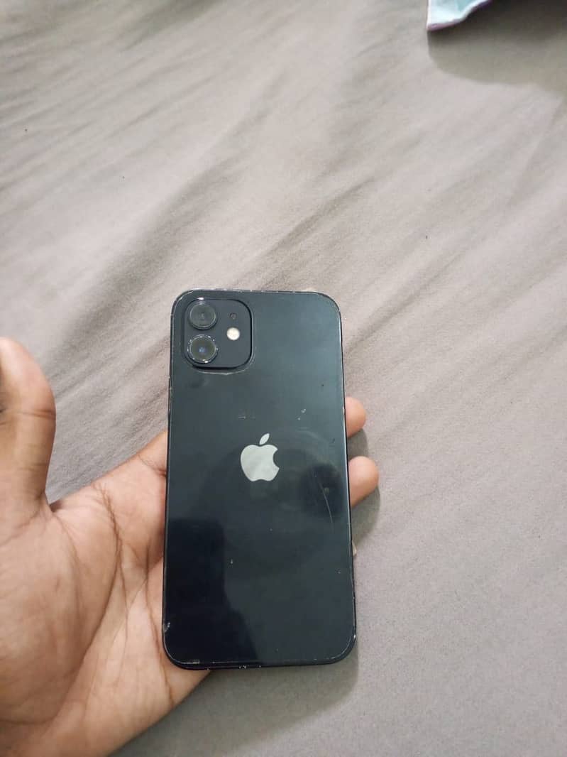 Apple iPhone 12 2
