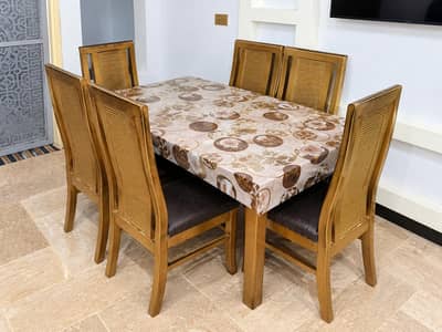 dining Tabble
