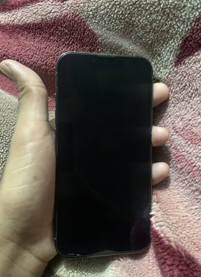 Apple iPhone 13 Pro 4