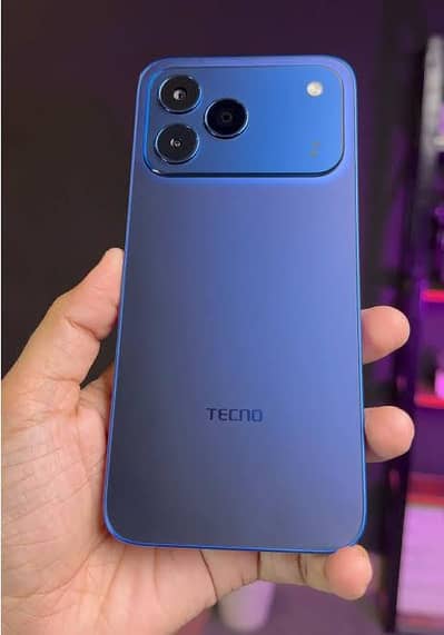 Tecno Spark 50 3 mah Used Like iPhone 17 Pro Max O3O1-463OOO8 Whatsapp