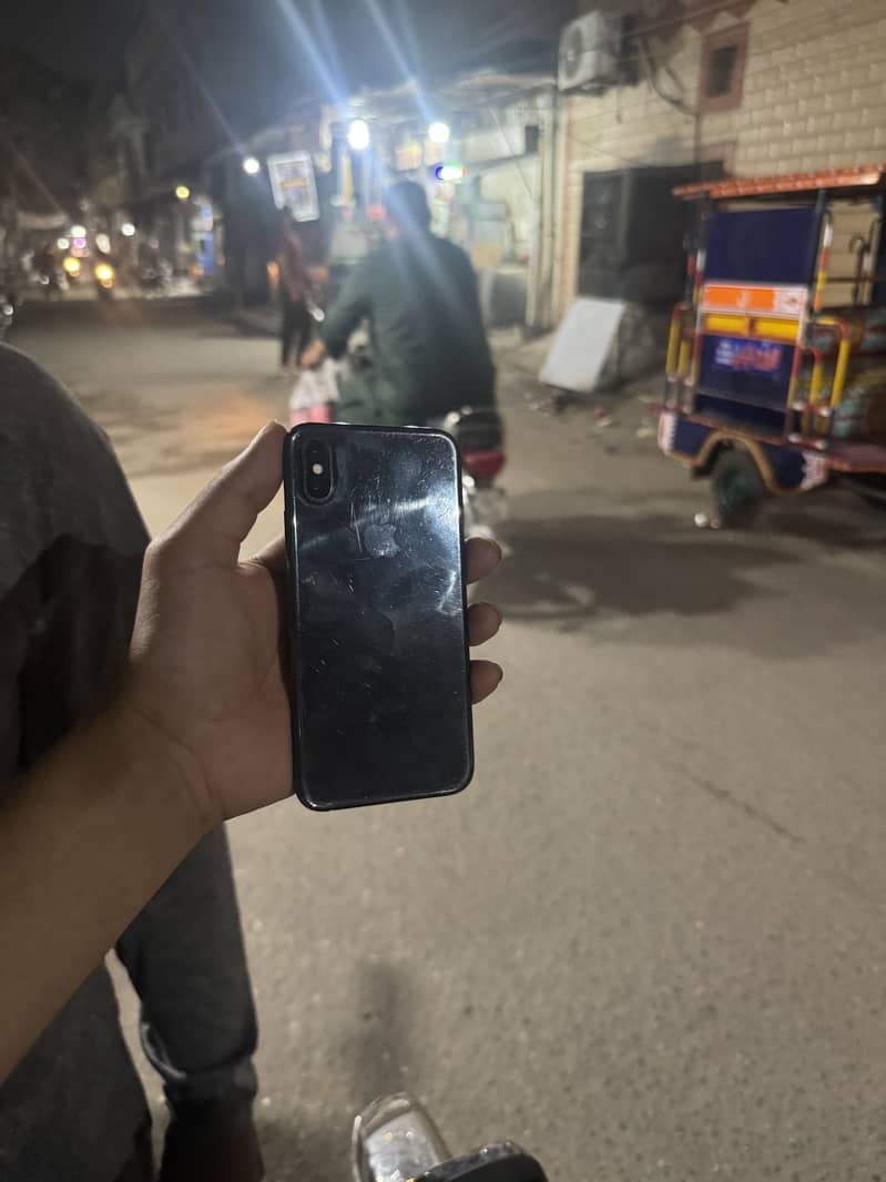 Apple iPhone X 1