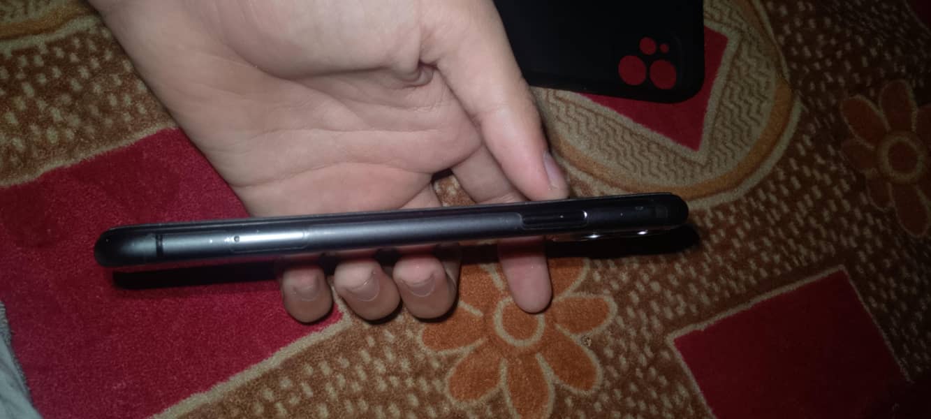 Apple iPhone 11 2