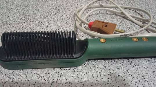 Hair straightener