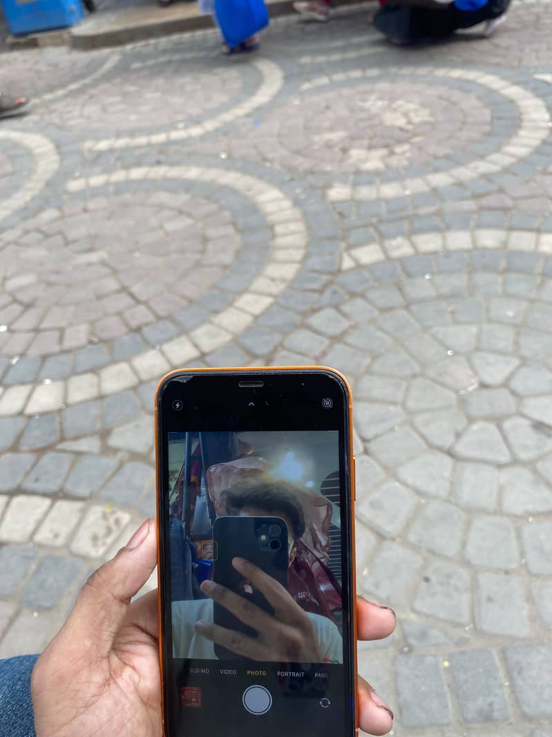 Apple iPhone XR 3