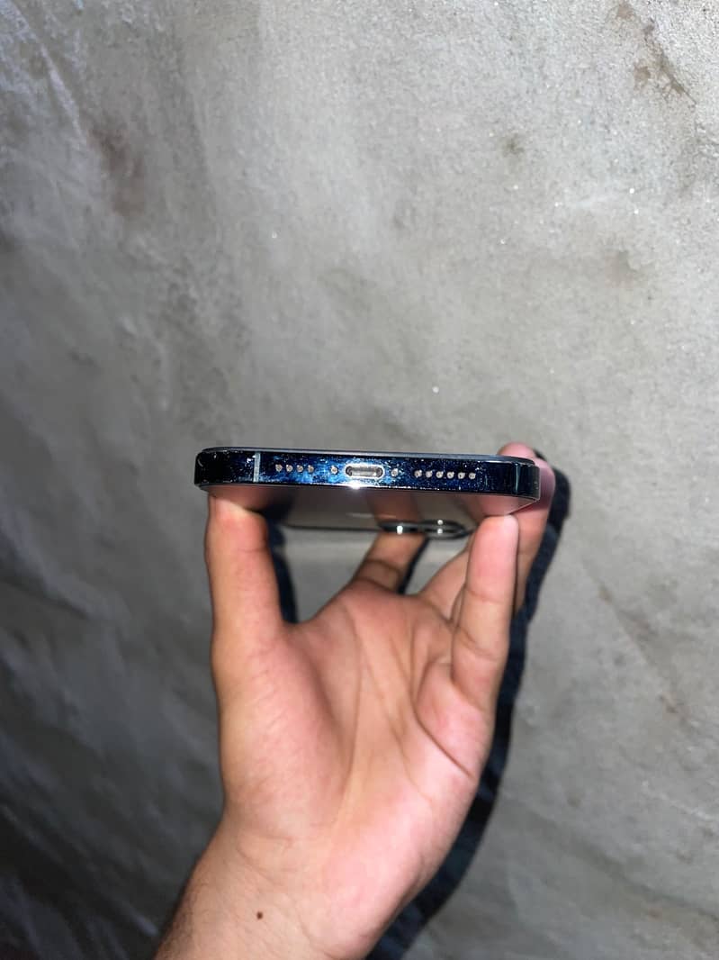 Apple iPhone 12 Pro Max 1