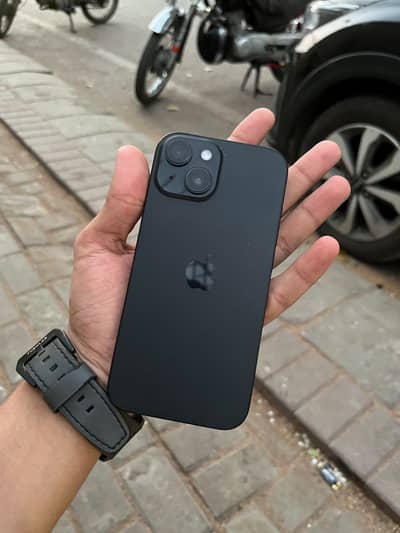  iPhone 15 — 256GB | Black |