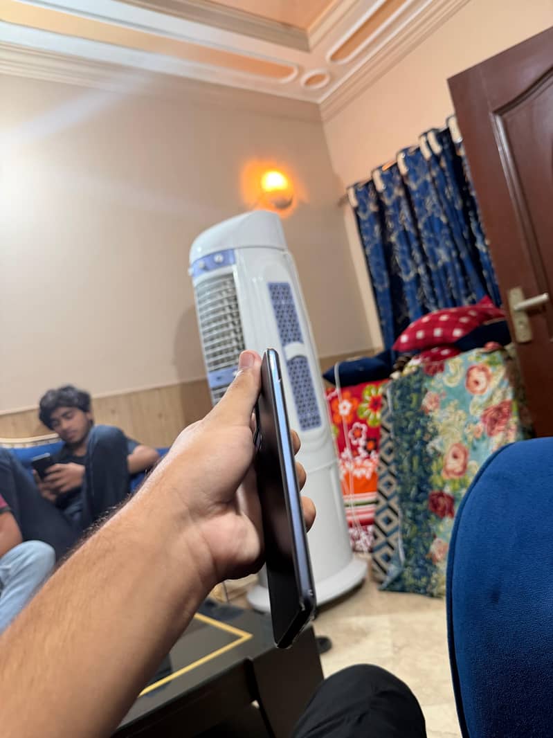 Vivo V21 5