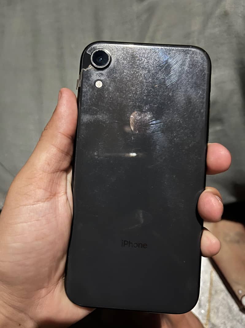 Apple iPhone XR 6