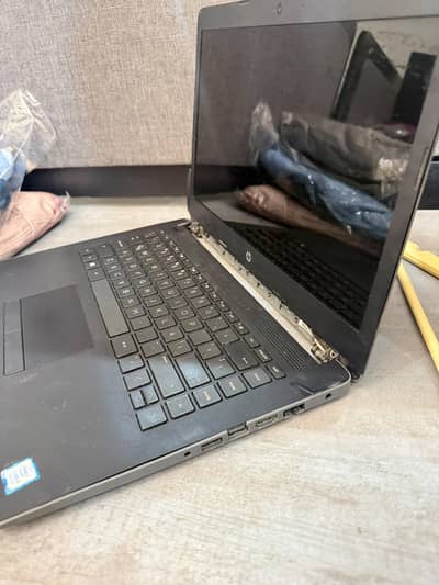 i5 8th generation hp. 8/256 NVME ddr 4