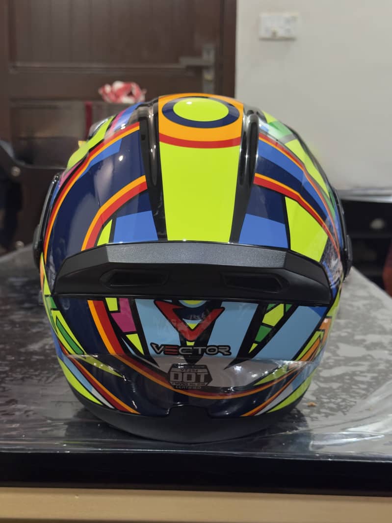 Vector VT-254 Helmet 2
