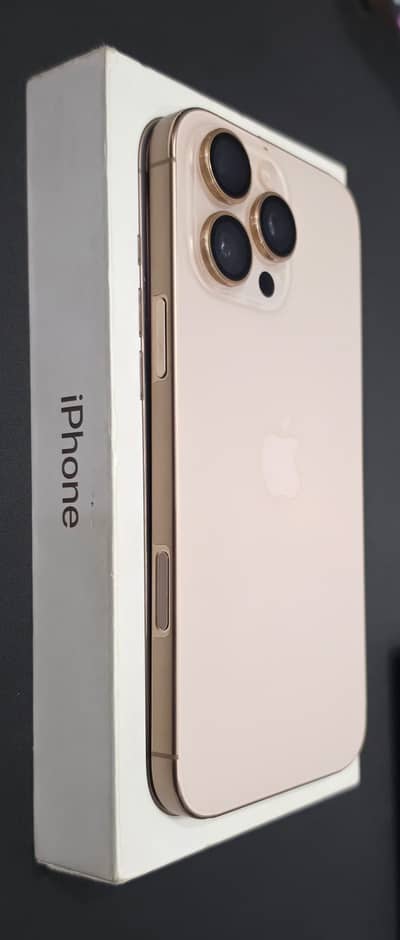 iPhone 16 Pro Max Factory Unlock 97% Battery Health 256GB