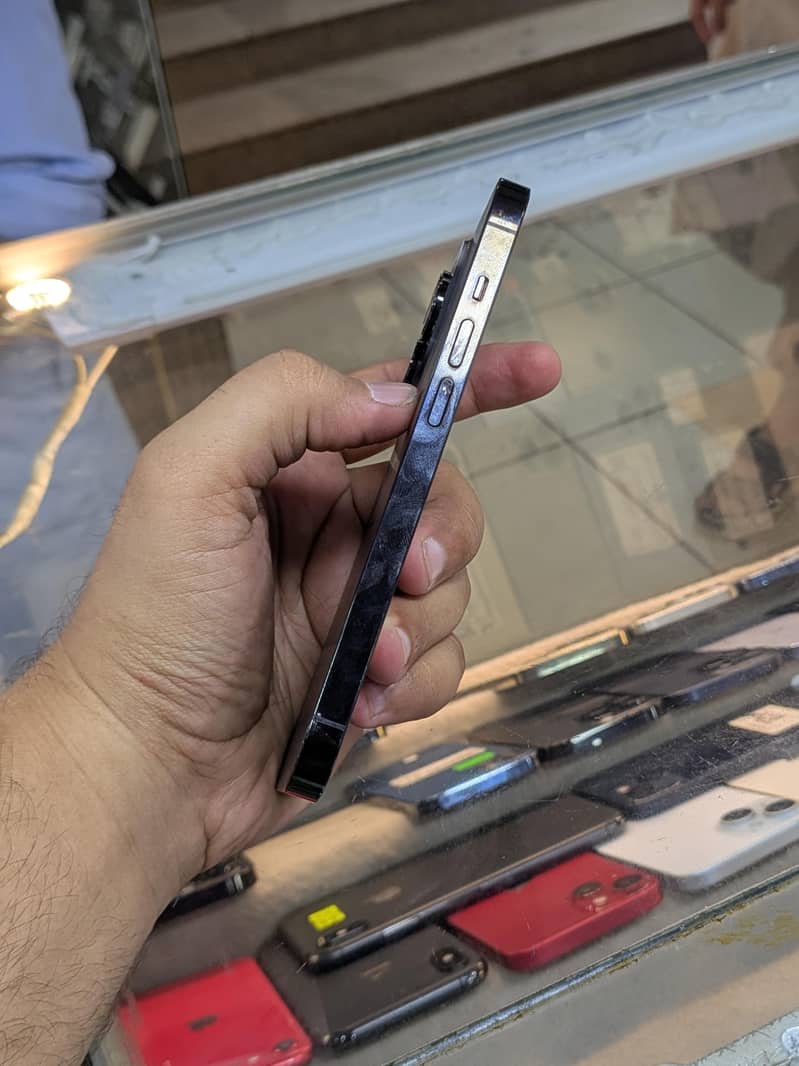 iphone 14 Pro jv 3