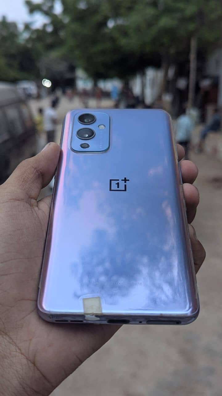 One Plus 9 5g 3