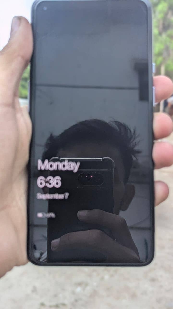 One Plus 9 5g 4