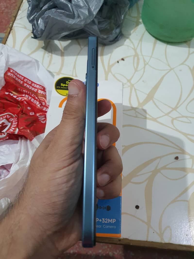 Tecno Spark 20 3