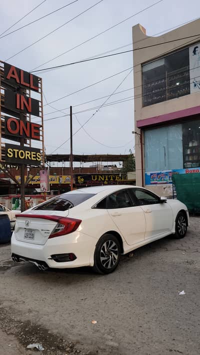Honda Civic Oriel 2016