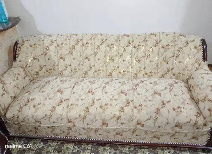7 seater sofa set with table 1