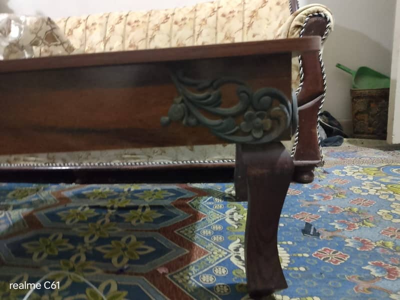 7 seater sofa set with table 2