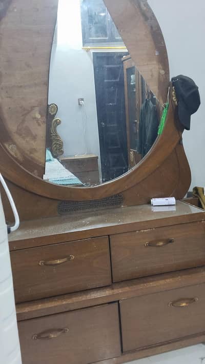 dressing table ha