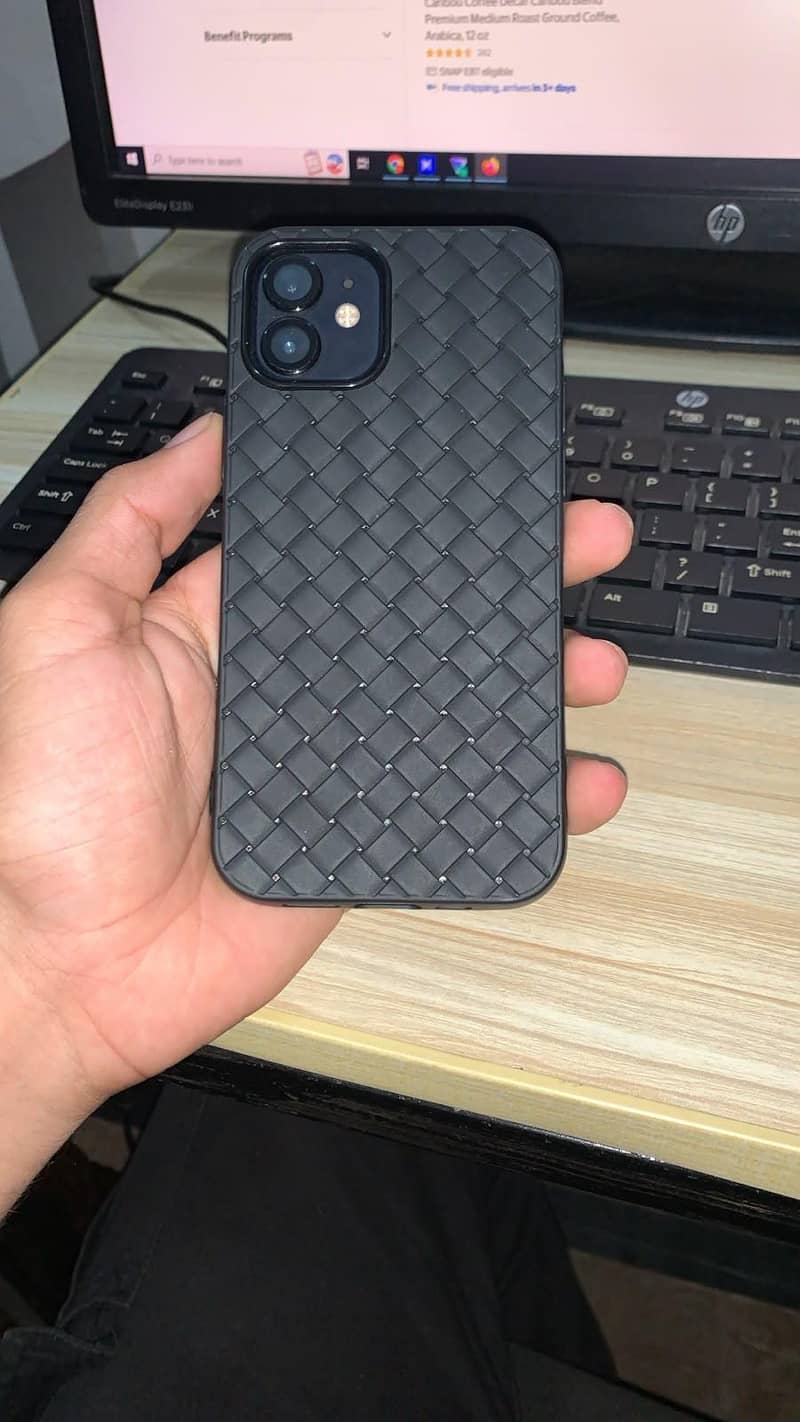 Apple iPhone 12 1