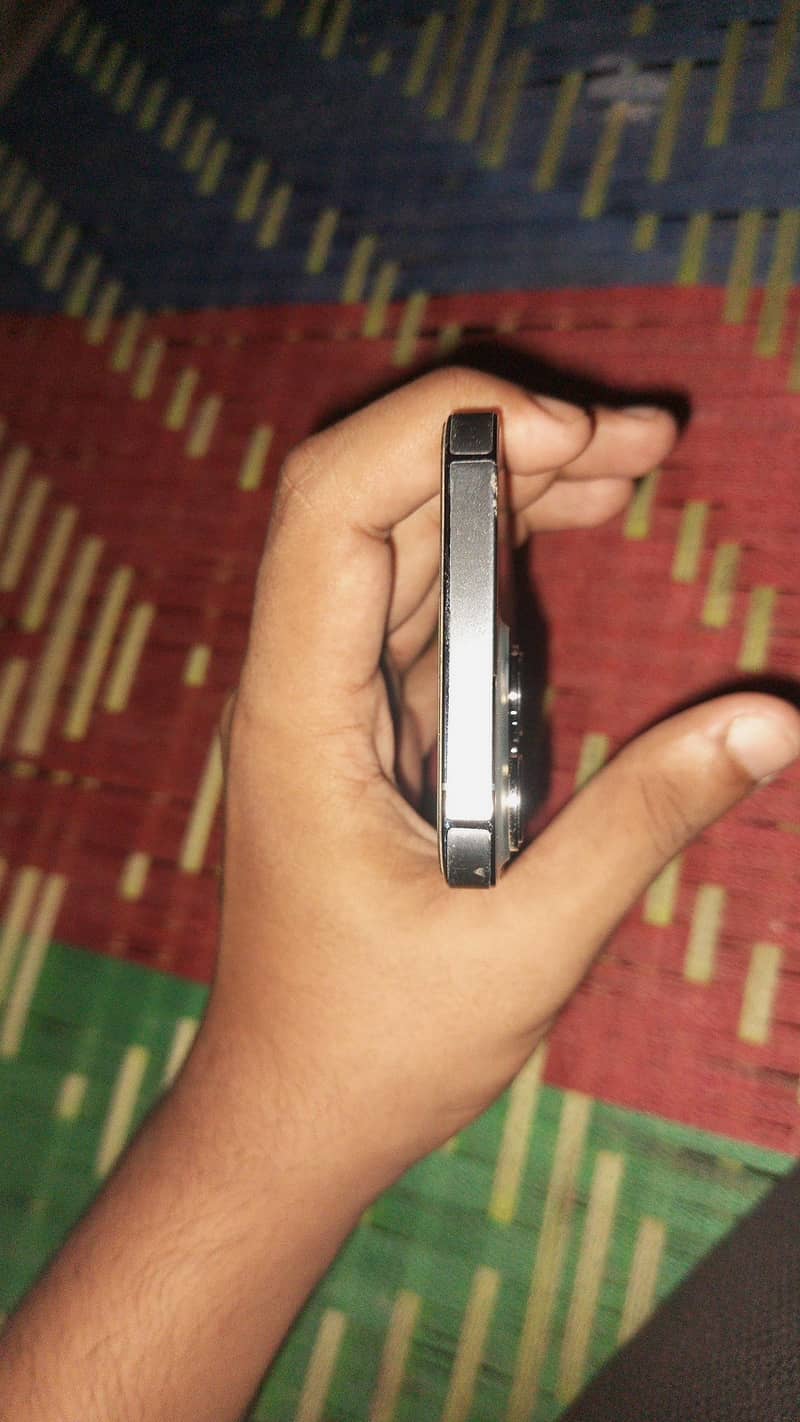 Apple iPhone 13 Pro 5