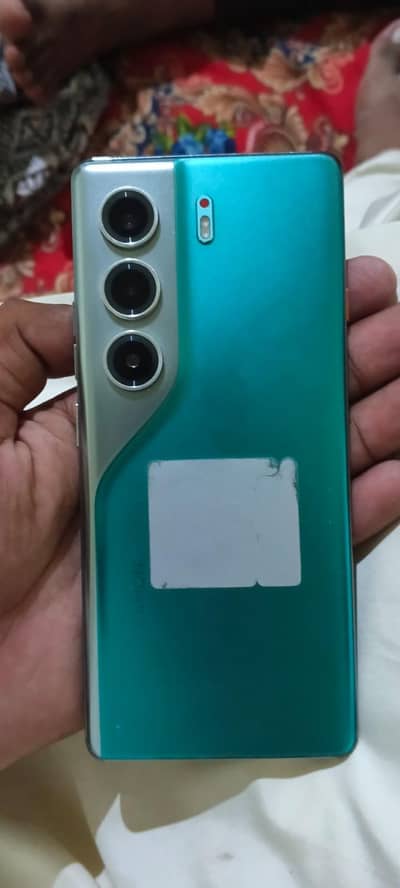 Tecno CAMON 40 Pro