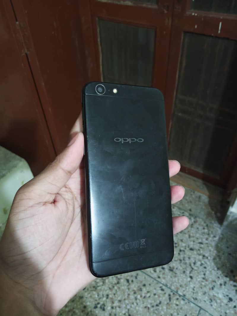 OPPO A57 0