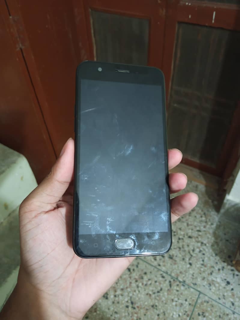 OPPO A57 1