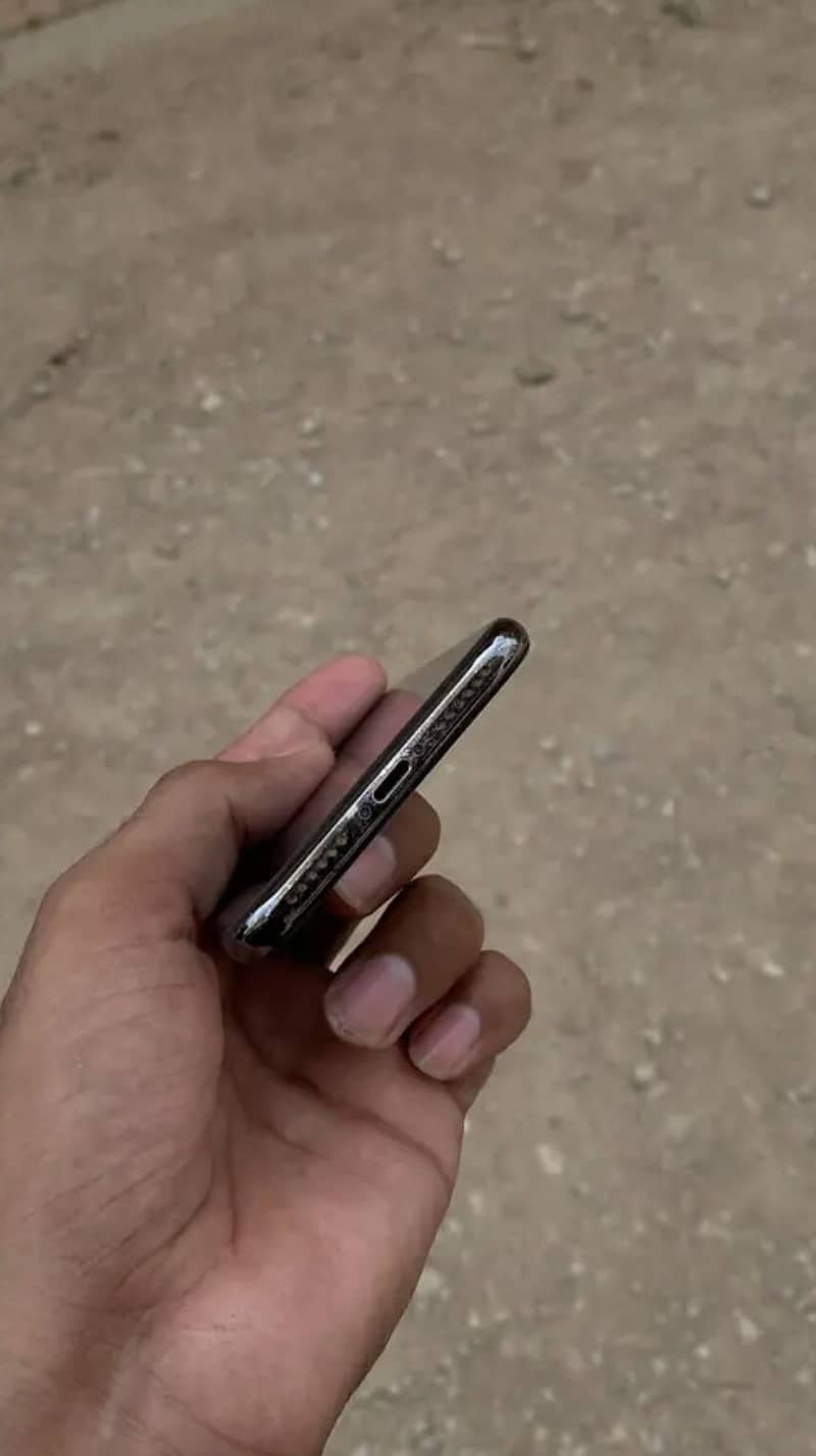 Apple iPhone X 1