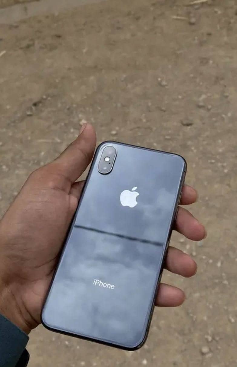 Apple iPhone X 4