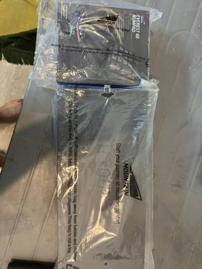 Mountain Everest 60 and Keypad for sale, Brand new with Box