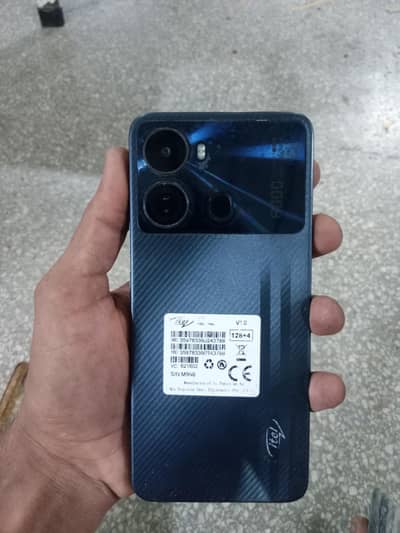 Itel P40