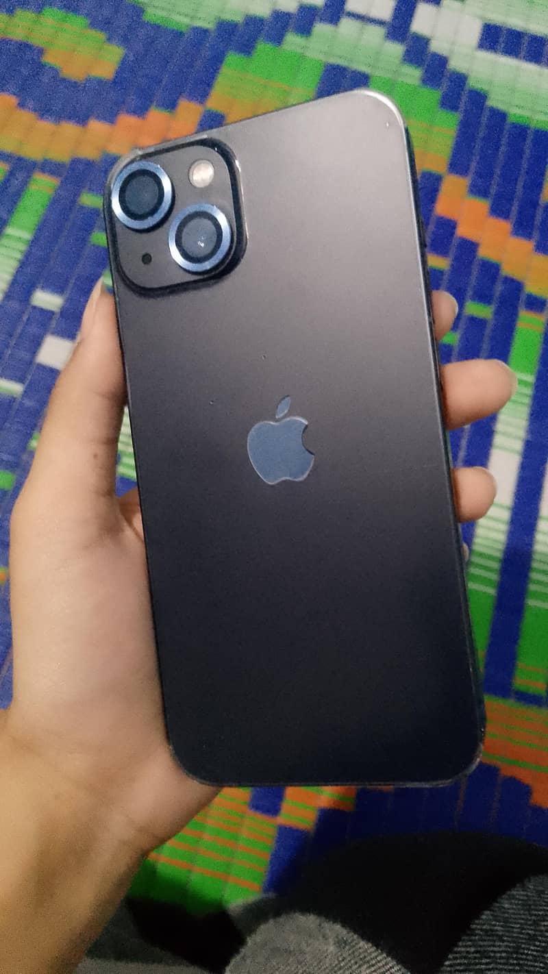 Apple iPhone 13 1