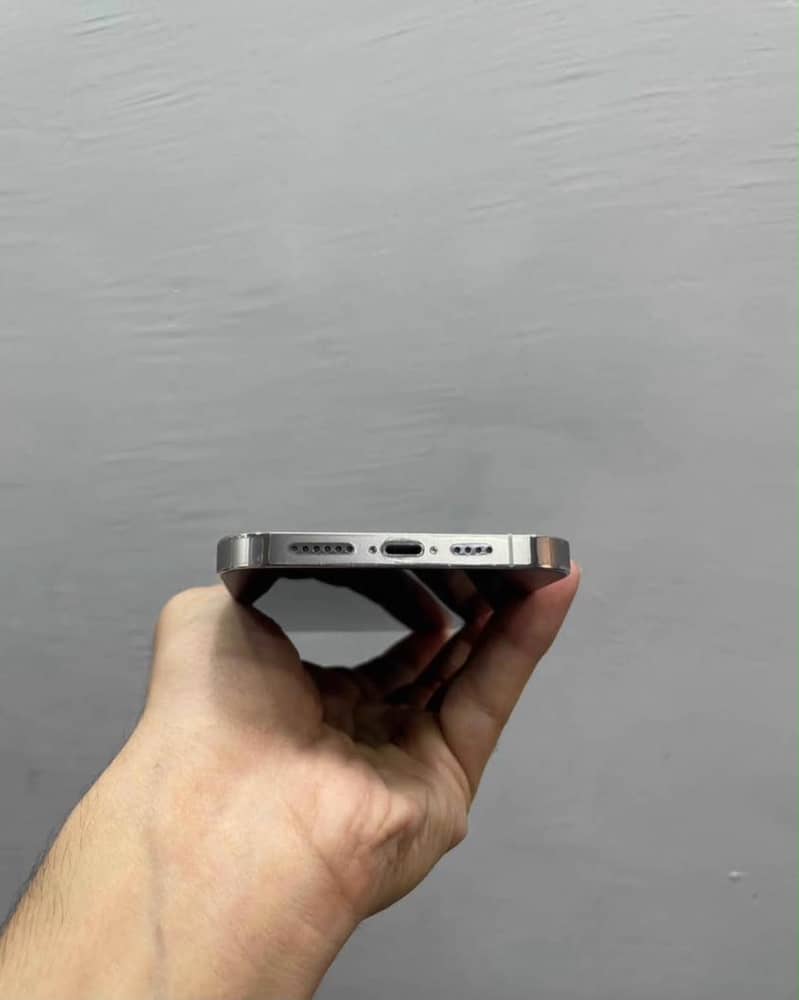 iphone 13 pro max 4