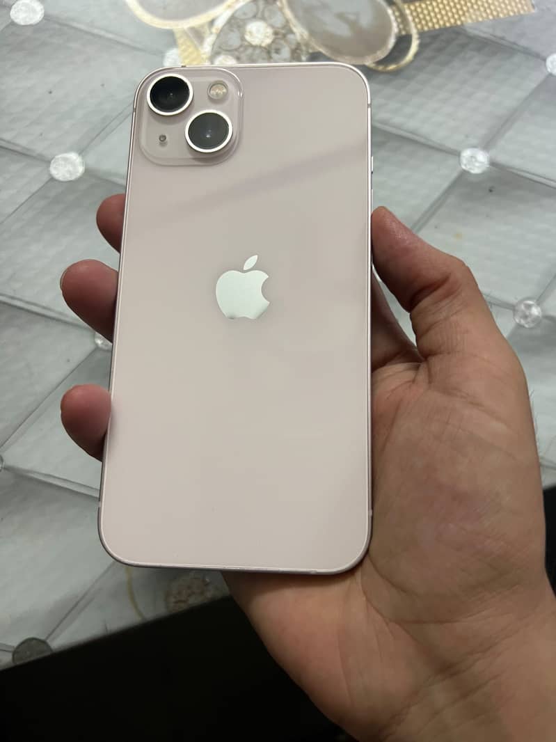 Apple iPhone 13 0