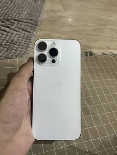 Apple iPhone 15 Pro Max