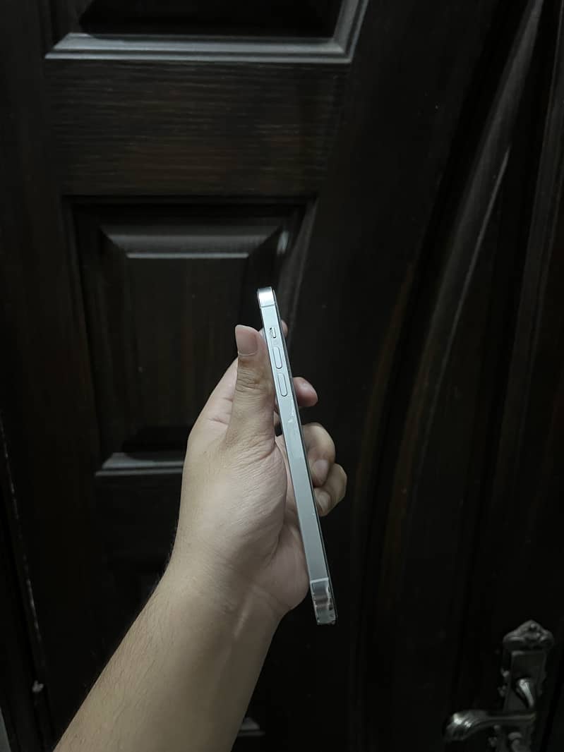 Apple iPhone 14 Pro Max 2