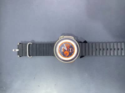 Round Dial Smart Watch