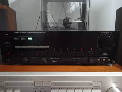 LUXMAN stereo Amplifier LV-113