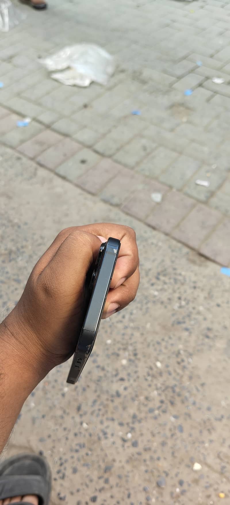 Apple iPhone 13 6