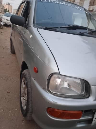 Daihatsu Cuore 2003