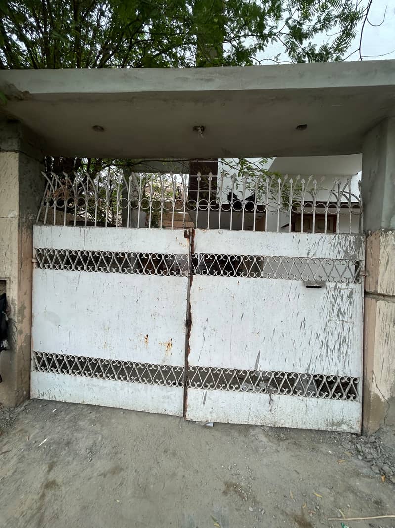 Main gate 1