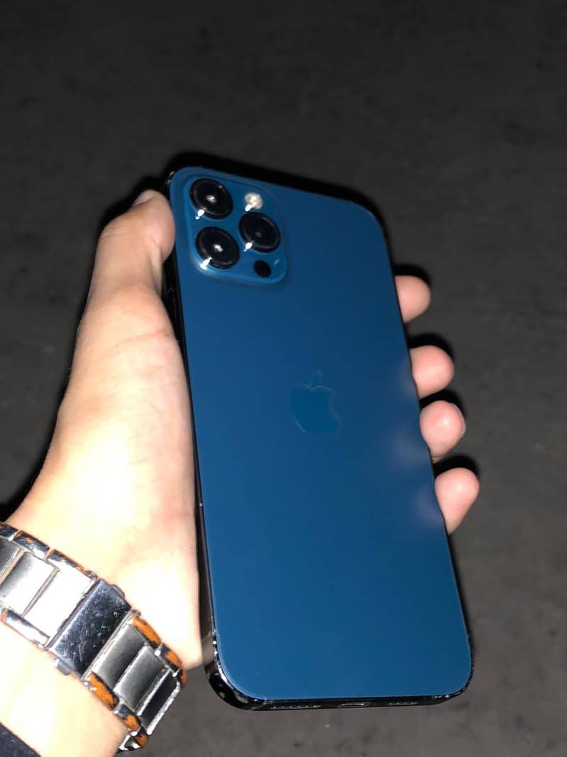 Apple iPhone 12 Pro Max 2