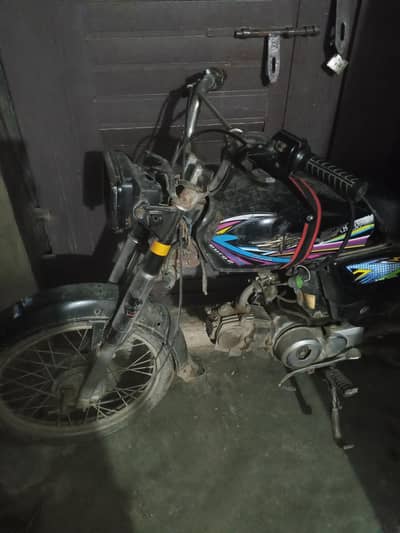 unique 70 urgent for sell inrested people hi contact krain
