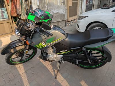 Ybr G special edition