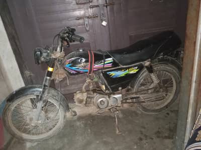 unique 70 urgent for sell interested people hi rabta krain